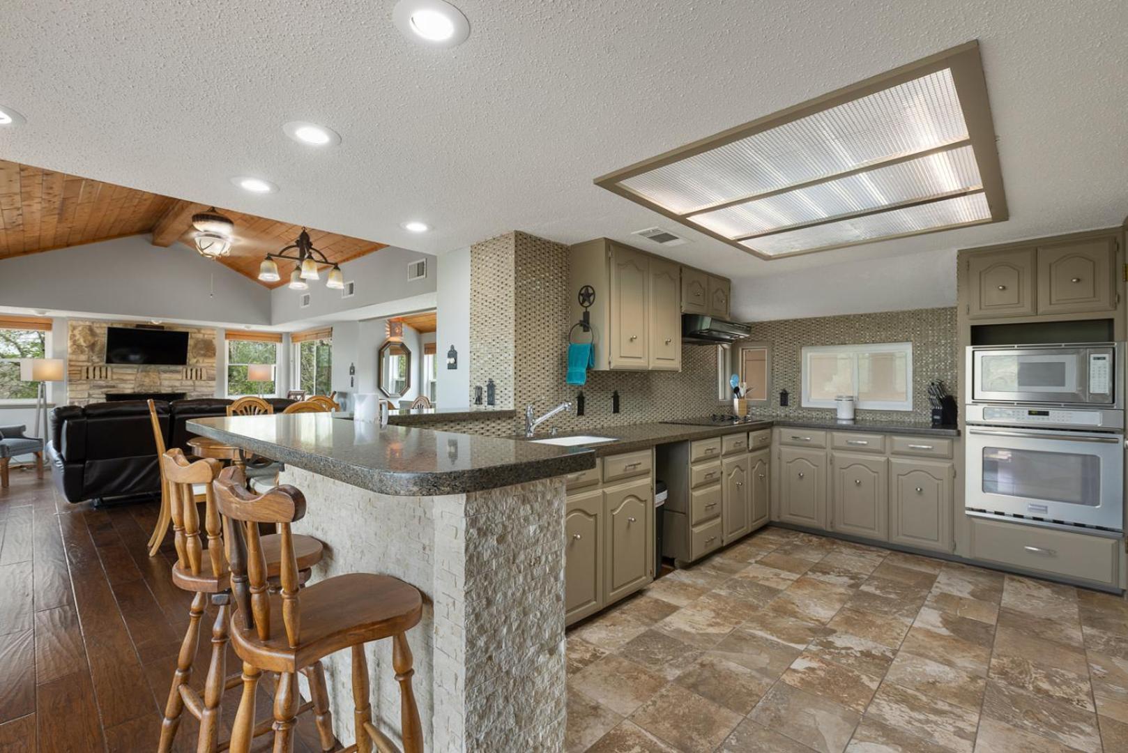 Wine Country Retreat - With A Lake View! Spicewood Exterior foto